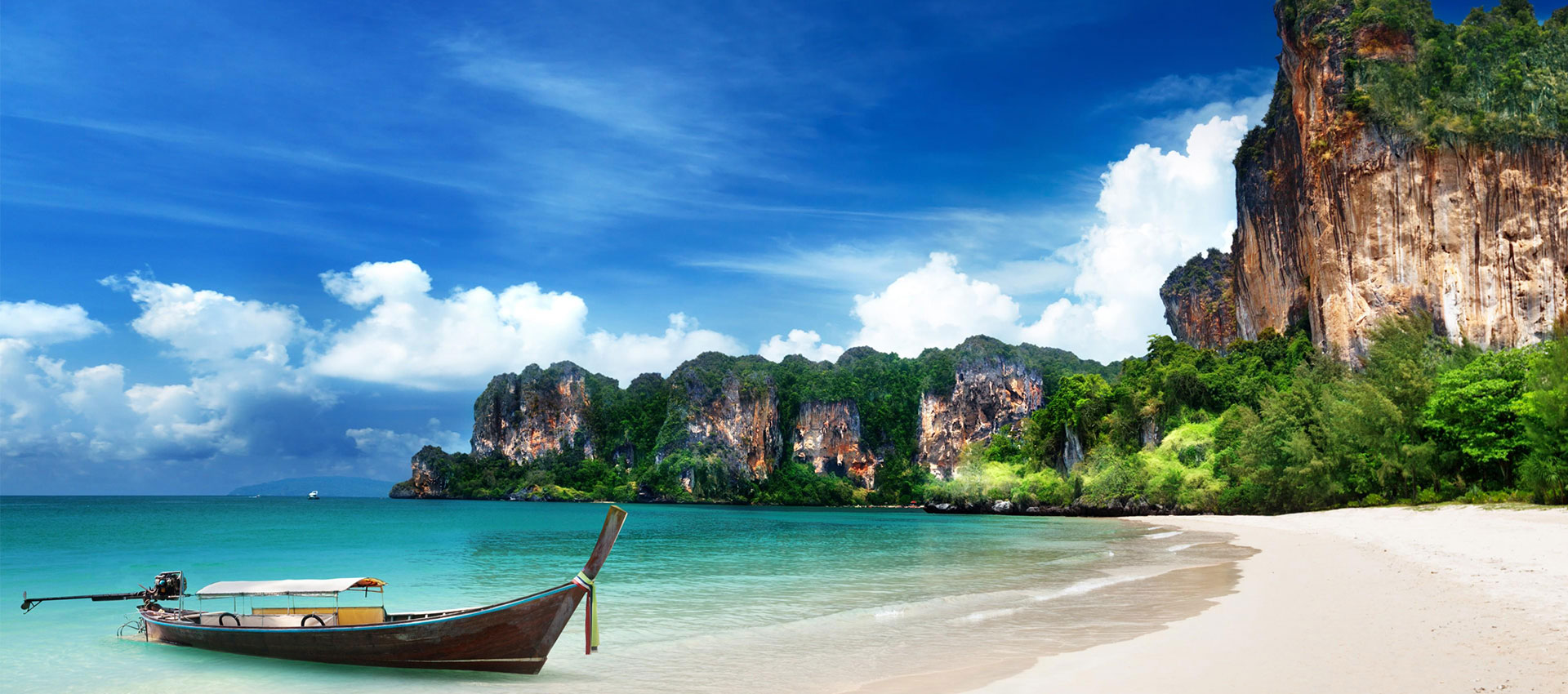 Explore the world with Dreamcity Holidays